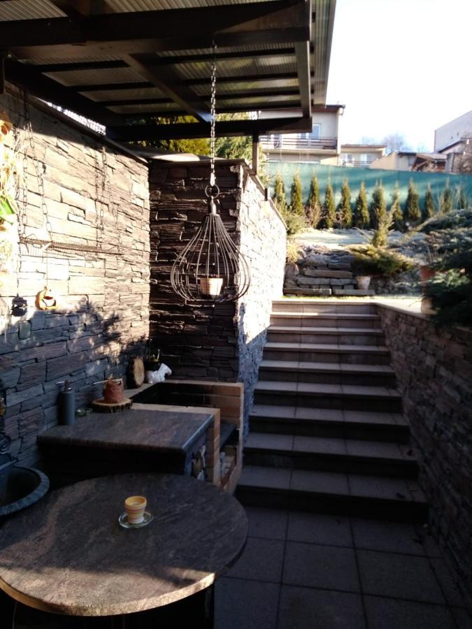 Brezno 2 Izbovy Apartman Sabi Exterior foto